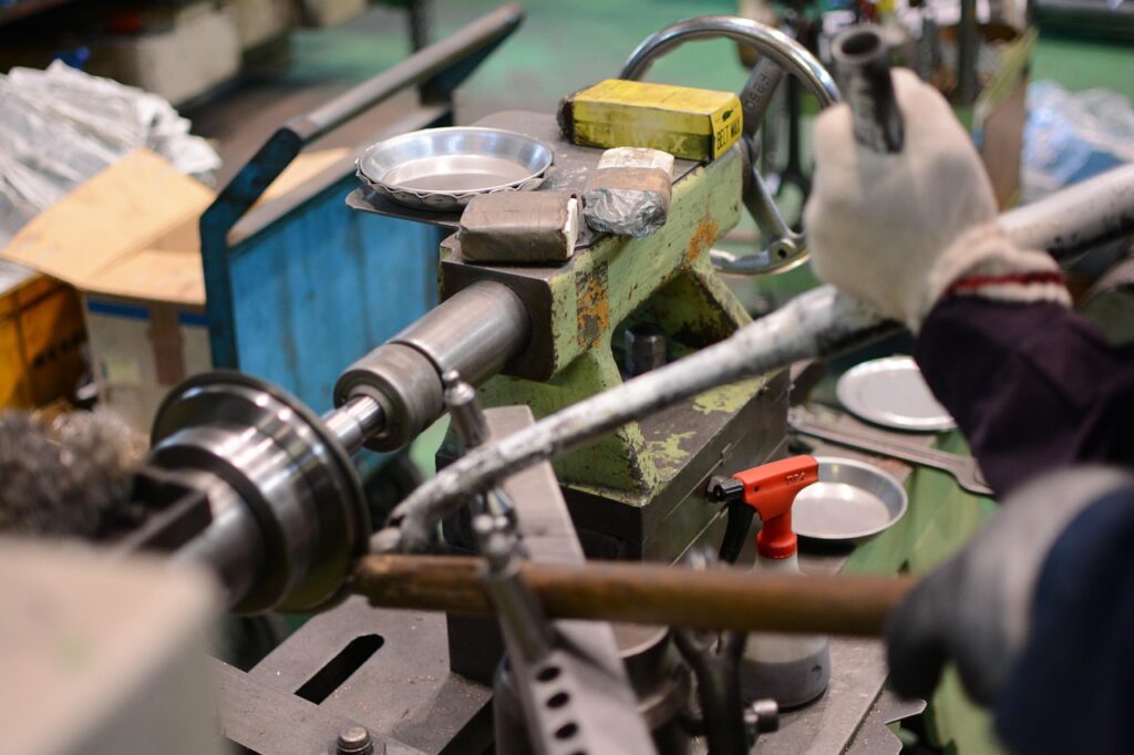 화약류 제조업체 영업정지처분 취소소송 승소 사례 spinning, small factory, craftsman, manufacturing, manufacturing industry, manufacturing, manufacturing, manufacturing, manufacturing, manufacturing